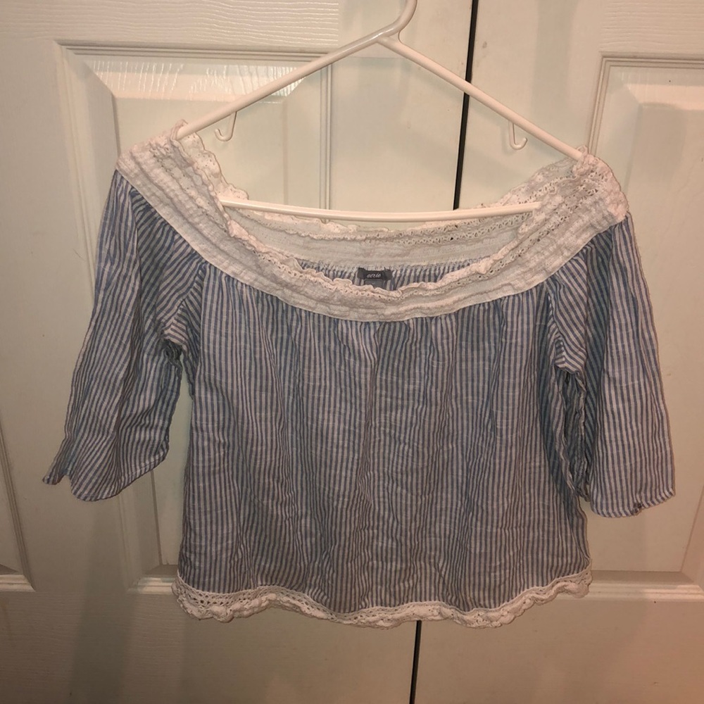 Off the shoulder Aerie shirt